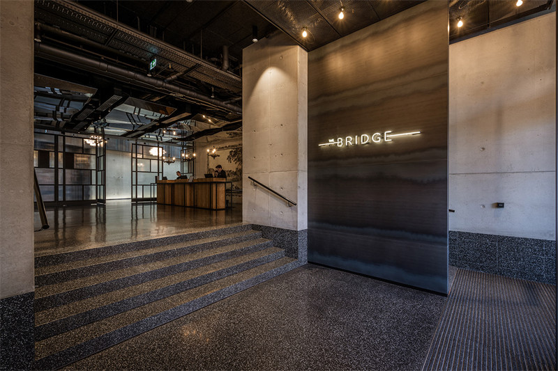 經典懷舊風波蘭The Bridge酒店改造設計方案